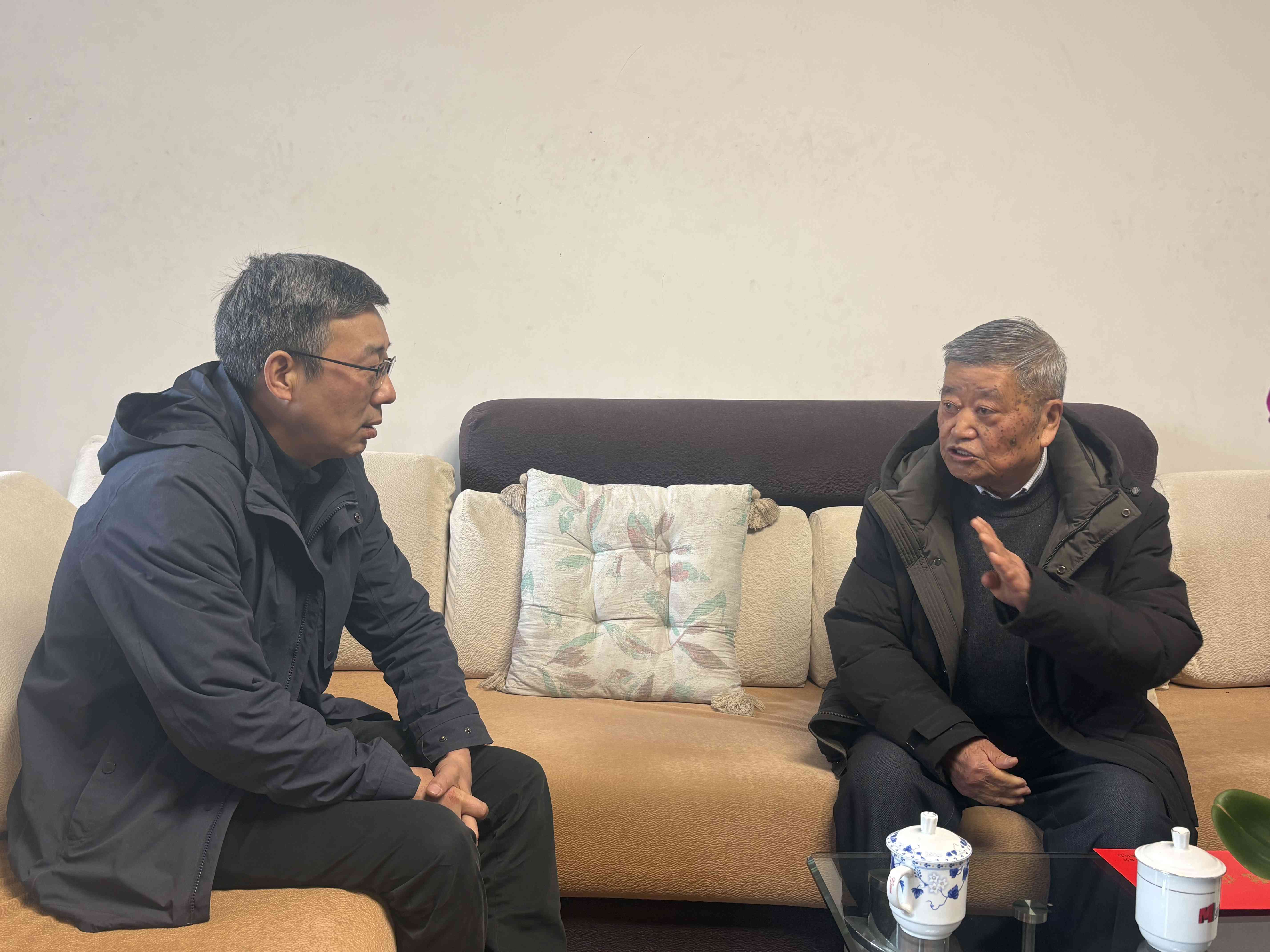 1770859350688049839.jpg 1770859350688049839.jpg